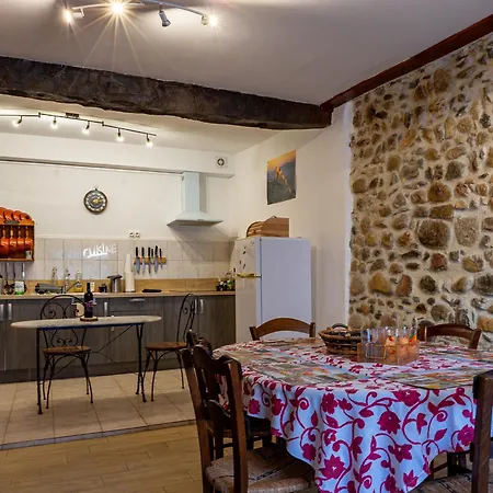 Au Coeur Du Pays Cathare Casa de Férias *